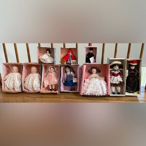 Lot of 10 collectible dolls